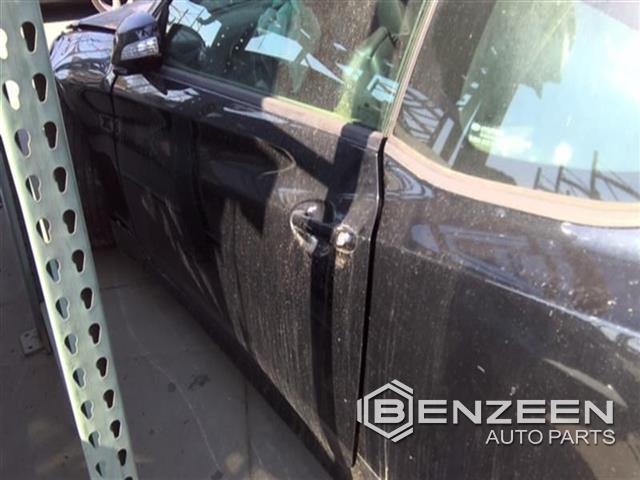 2009 Hyundai Genesis Front Door (Left)