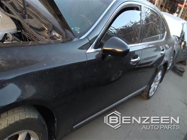 2007 Lexus LS 460 L Front Door (Left)