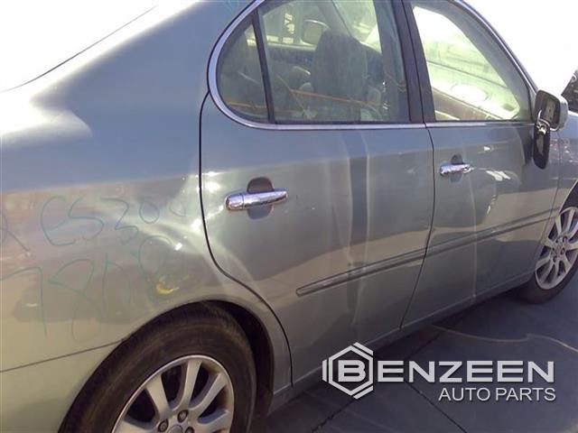 2005 Lexus ES 330 Rear Door (Right)