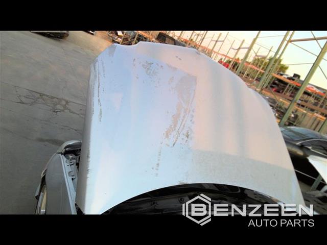 2010 Mercedes-Benz E550 Hood