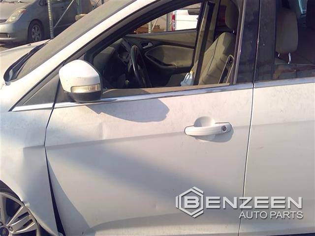 2013 Ford Focus Front Door (Left)