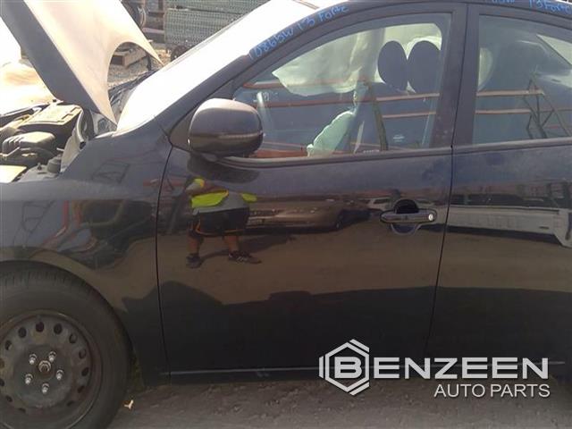2010 Kia Forte Front Door (Left)