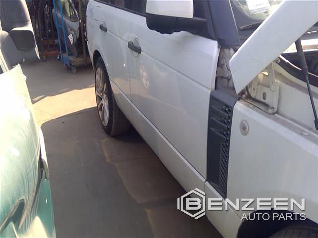 2010 Land Rover Range Rover Front Door (Right)