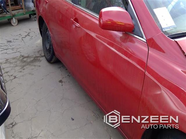 2007 Toyota Camry Hybrid Front Door (Right)