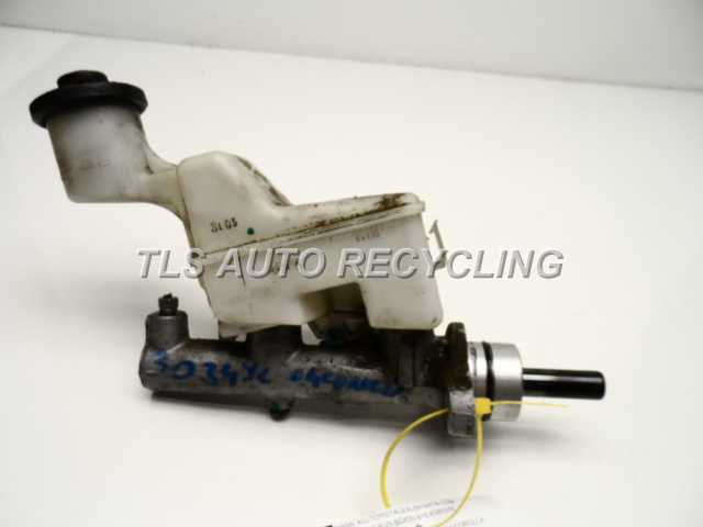 2007 Toyota Corolla Brake Master Cylinder