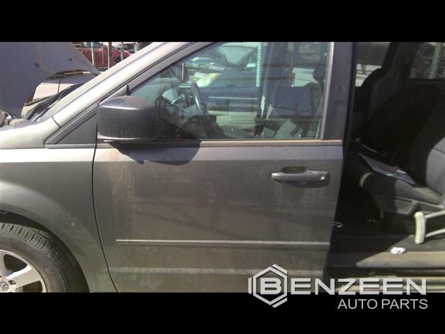 2011 Dodge Caravan Front Door (Left)