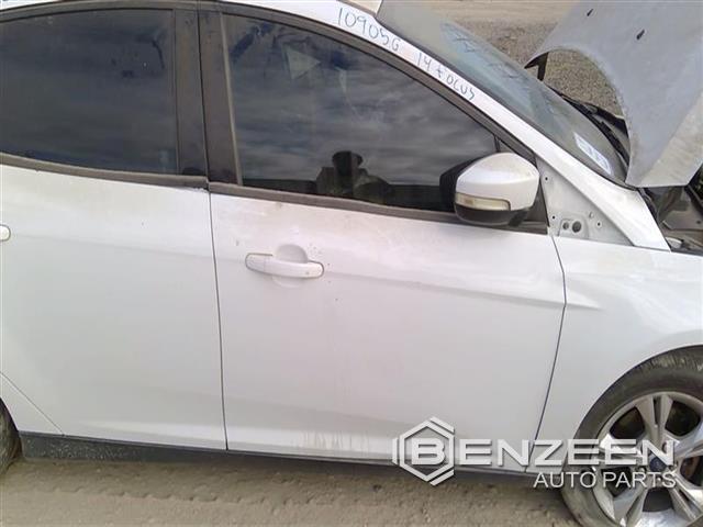 2012 Ford Focus Front Door (Right)
