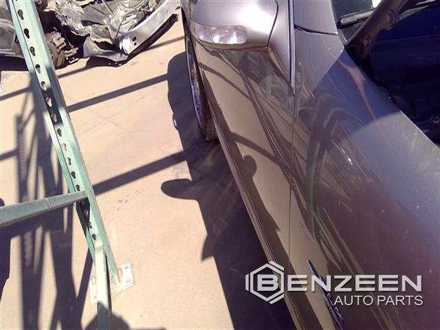 2001 Mercedes-Benz SLK230 Front Door (Right)