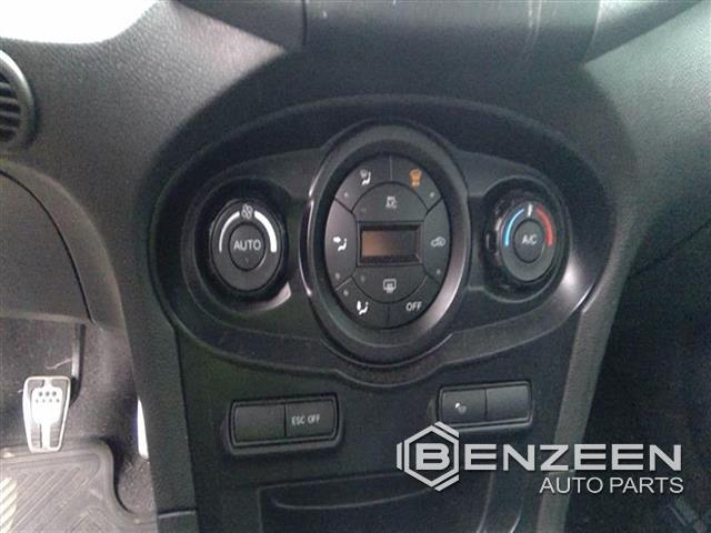 2019 FORD Fiesta Temperature Control Unit