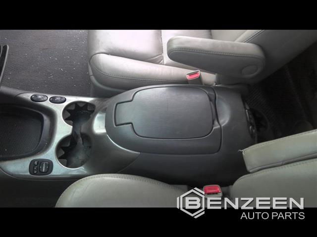 2005 Toyota Sequoia Console Front