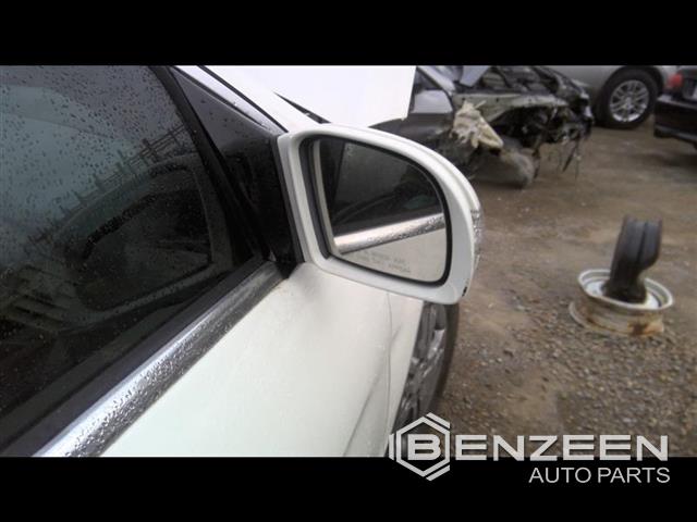 2008 Mercedes-Benz R350 Side View Mirror (Right)