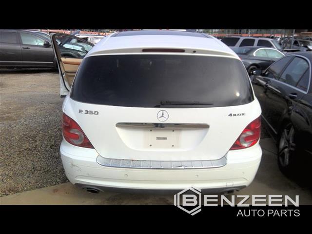 2008 Mercedes-Benz R350 Decklid