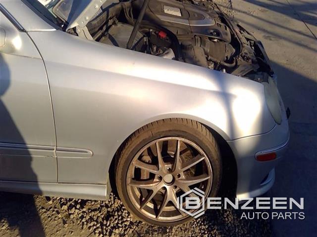 2007 Mercedes-Benz CLK550 Fender (Right)