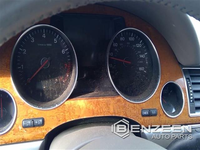 2007 Audi A8 Speedometer / Head Cluster