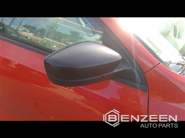 2015 Volkswagen Jetta Side View Mirror (Right)