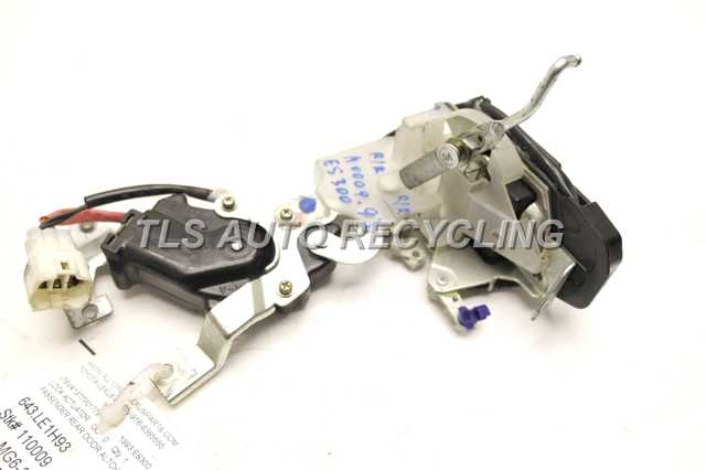 1993 Lexus ES 300 Lock Actuator