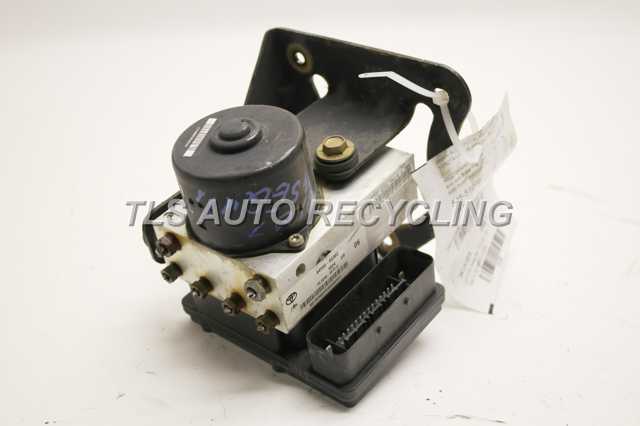 2004 Toyota Sequoia ABS Pump