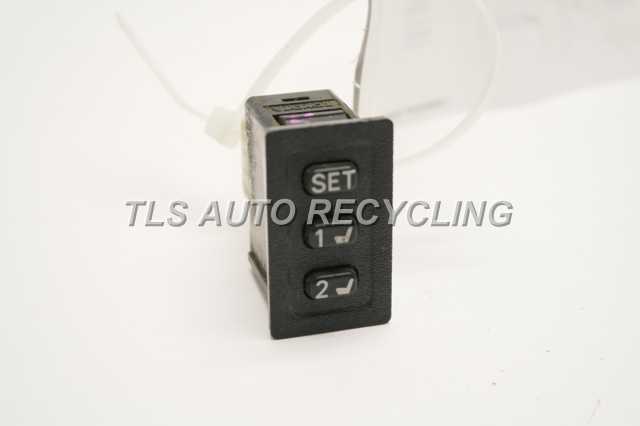 1999 Lexus RX 300 Dash / Interior / Seat Switch