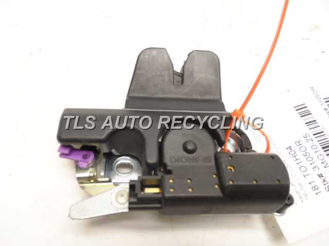 2004 Toyota Camry Hybrid Keys / Latches / Locks