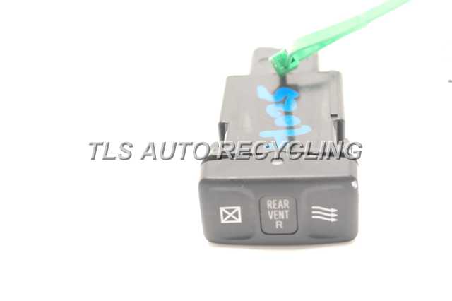 2004 Toyota Land Cruiser Dash / Interior / Seat Switch