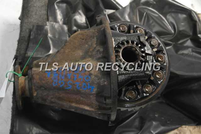 2004 Toyota Land Cruiser Differential / Carrier Assembly