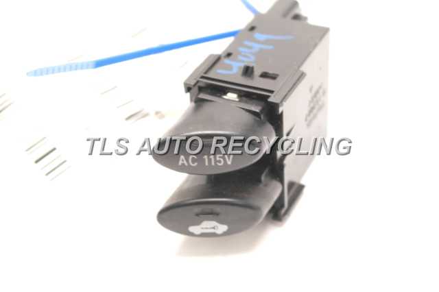 2004 Toyota Sienna Dash / Interior / Seat Switch