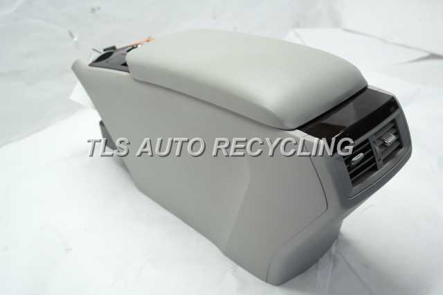 2009 Toyota Venza Console Front