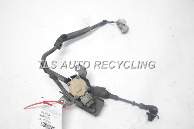 2004 Lexus IS 300 Lamp Leveling Sensor