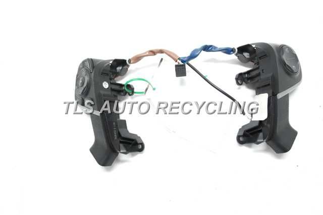 2012 Toyota Camry Hybrid Dash / Interior / Seat Switch