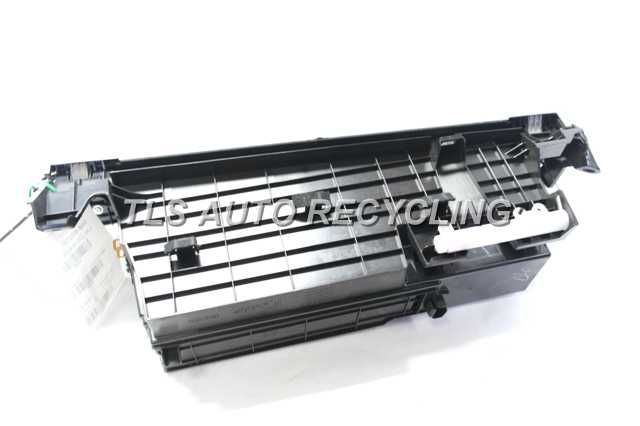 2012 Toyota Camry Hybrid Glove Box