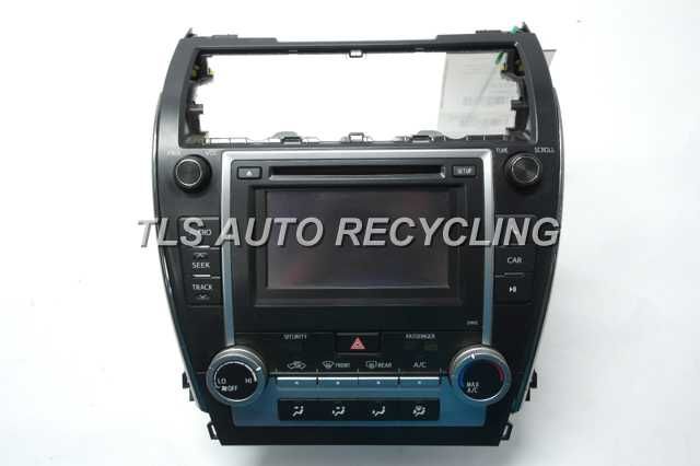 2012 Toyota Camry Hybrid Radio / Amplifier