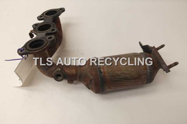 2004 Lexus RX 330 Exhaust Manifold (Left)