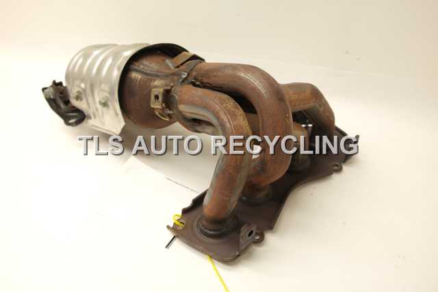 2010 Toyota Camry Hybrid Exhaust Manifold