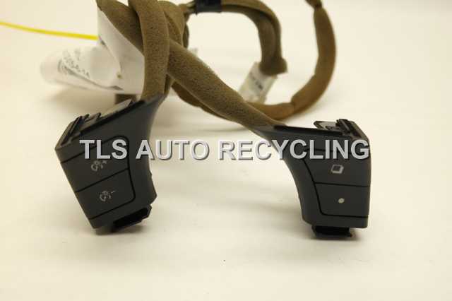 2009 Infiniti G37 Dash / Interior / Seat Switch