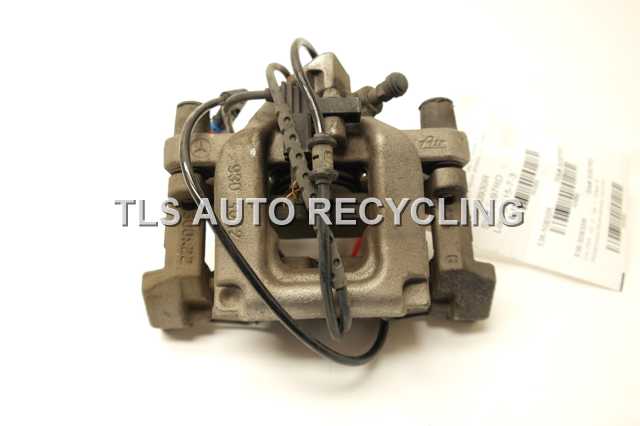 2015 Mercedes-Benz GLK350 Caliper (Right)