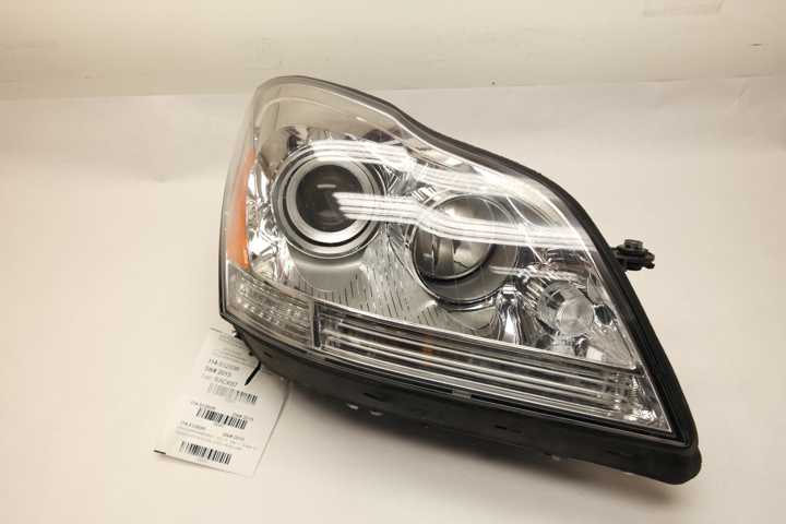 2012 Mercedes-Benz GL450 Headlamp Assembly (Right)