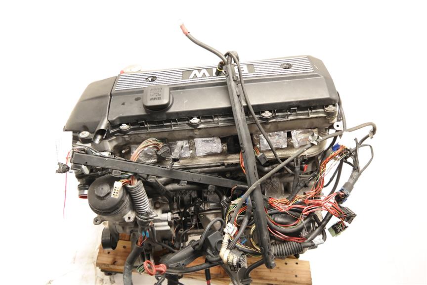2001 BMW 330i Engine Assembly