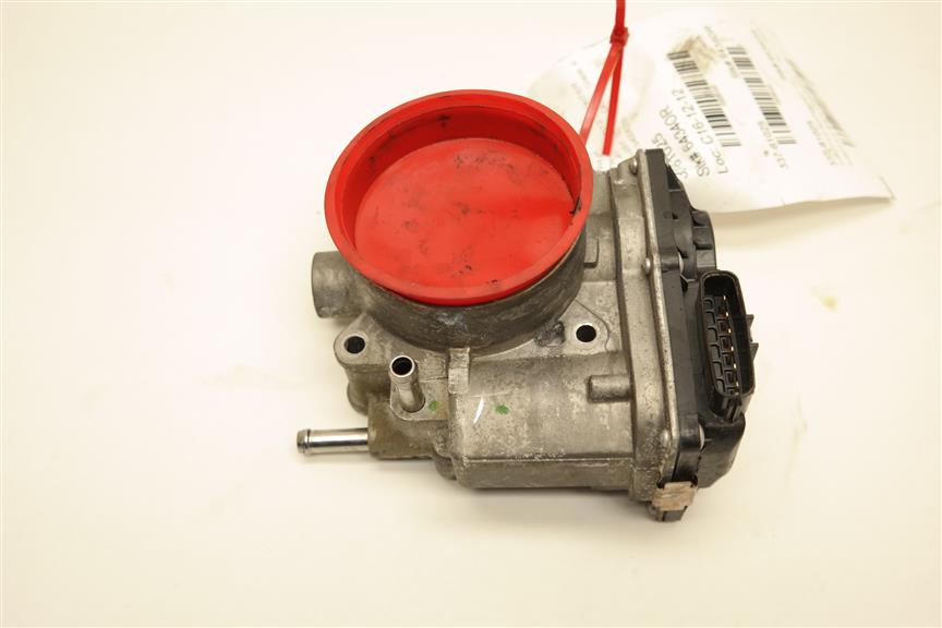 2005 Nissan Pathfinder Throttle Body