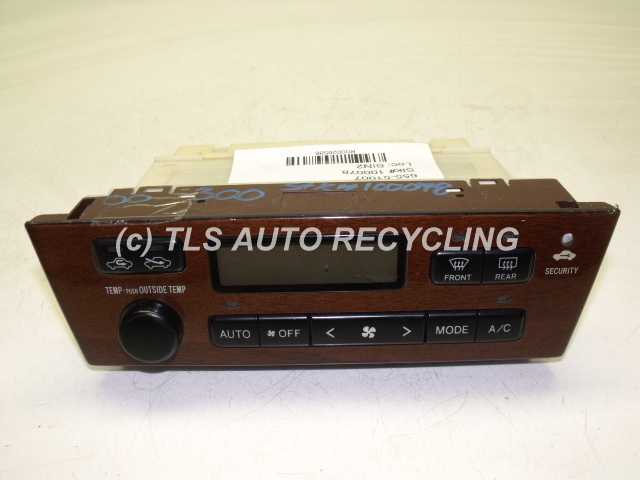 2000 Lexus ES 300 Temperature Control Unit