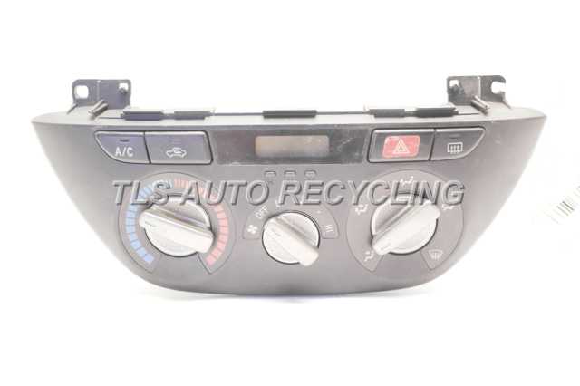 2003 Toyota RAV 4 Temperature Control Unit