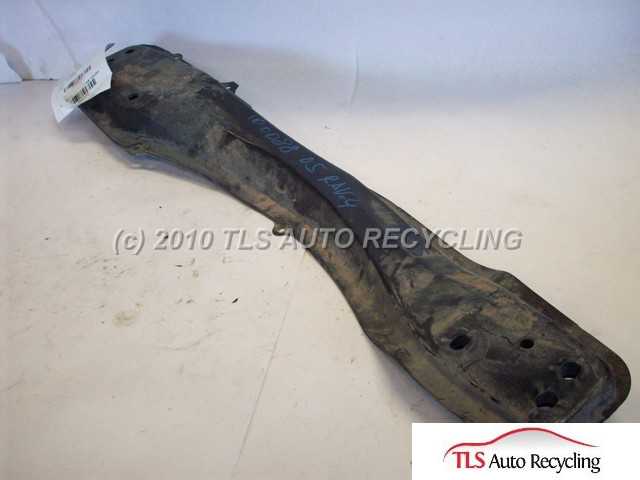 2005 Toyota RAV 4 Crossmember / K Frame