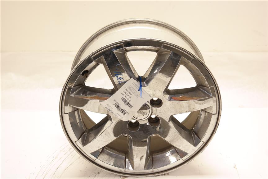 2012 Jeep Liberty Wheel / Rim (Left)