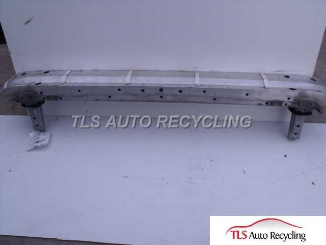 1990 Lexus LS 400 Rear Bumper Reinforcement