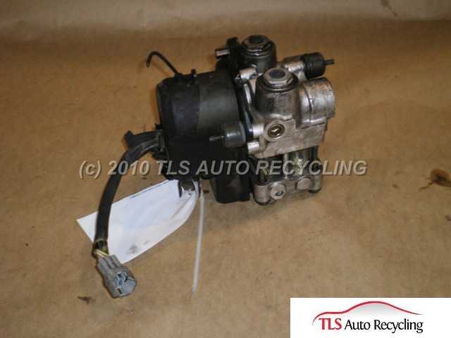 1990 Lexus LS 400 ABS Pump
