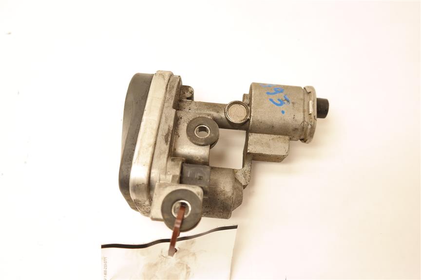 2005 Dodge Ram 2500 Throttle Body