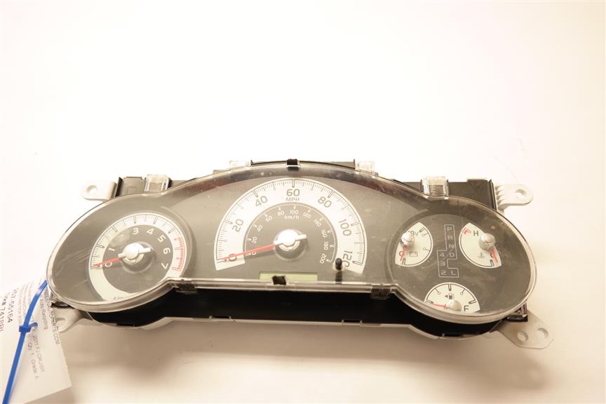 2011 Toyota FJ Cruiser Speedometer / Head Cluster