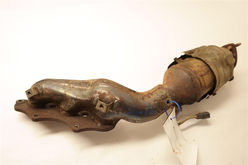 2011 Toyota FJ Cruiser Exhaust Manifold (Right)