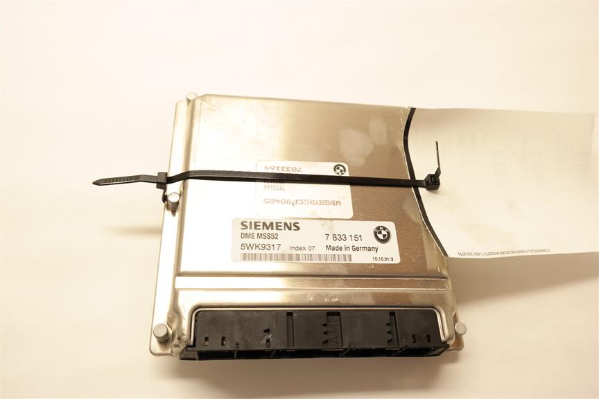 2002 BMW M5 Engine Control Module