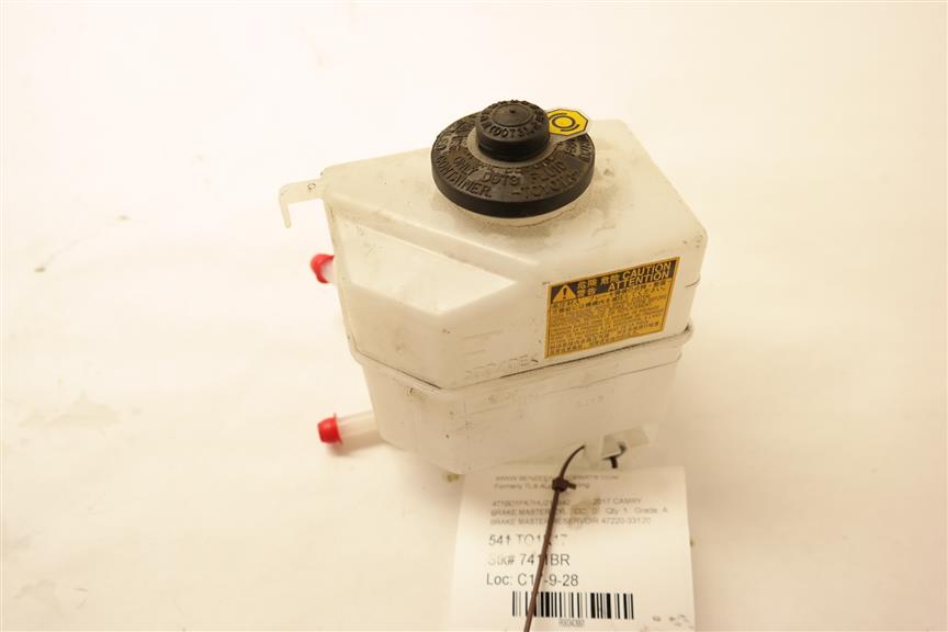 2017 Toyota Camry Hybrid Brake Master Cylinder
