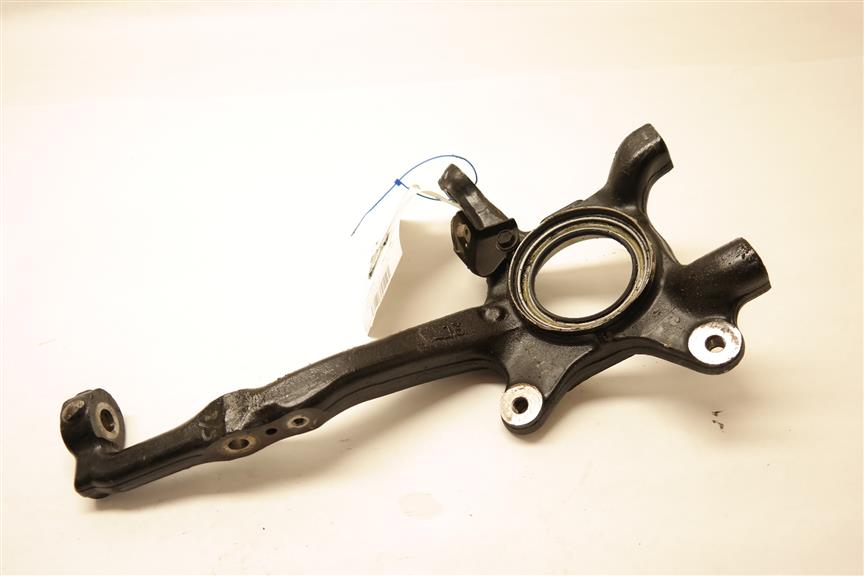 2011 Toyota FJ Cruiser Front Spindle Knuckle (Left)